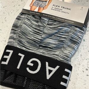 American Eagle Outfitters Men's Black and Gray Flex Trunk